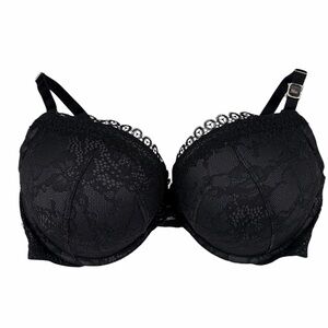 Victoria’s Secret Bombshell Plunge Bra – Black Lace - 38D
